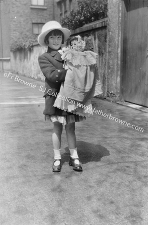 NORAH ASHE & 'BETTY' (AGED 9) 